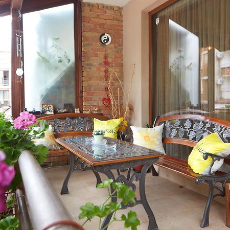 Nirvana Guest House 네세부르 외부 사진
