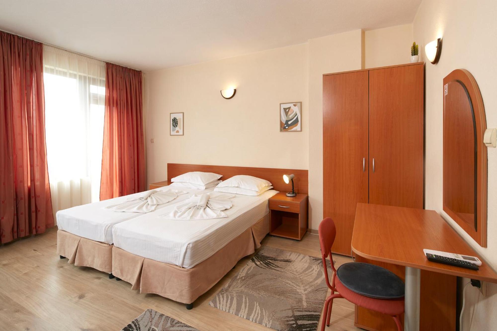 Nirvana Guest House 네세부르 외부 사진