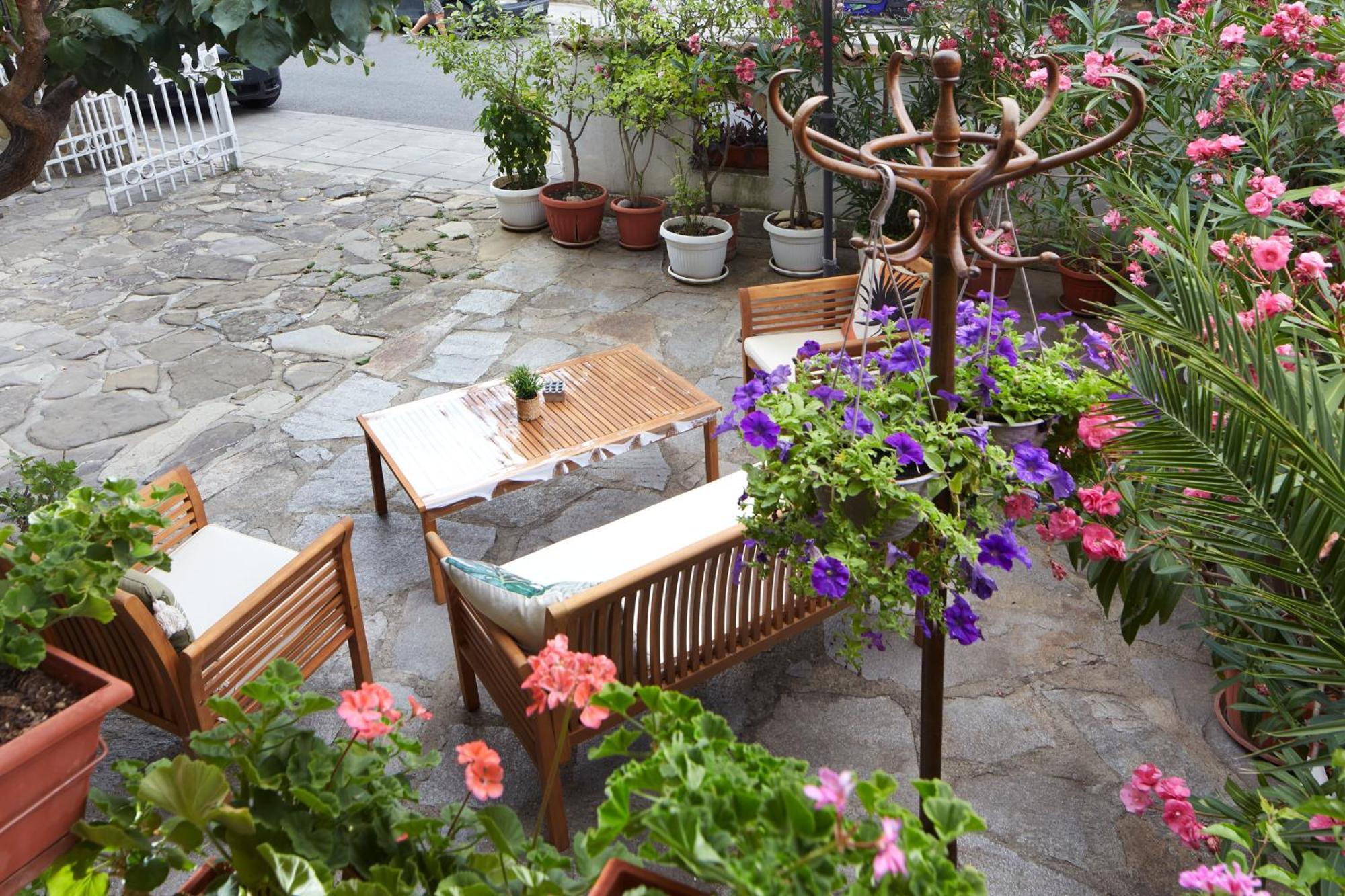 Nirvana Guest House 네세부르 외부 사진