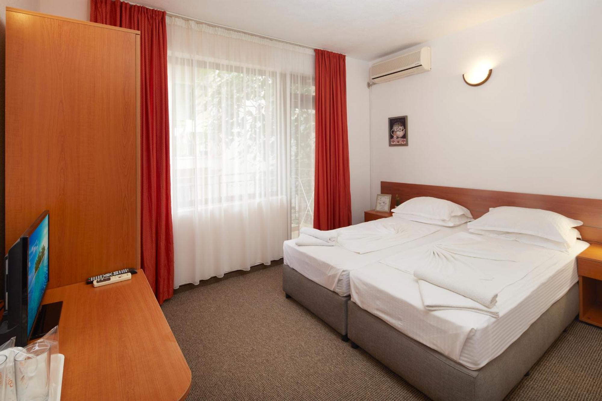 Nirvana Guest House 네세부르 외부 사진