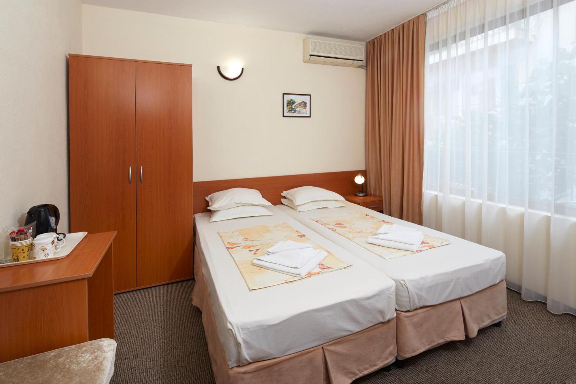 Nirvana Guest House 네세부르 외부 사진